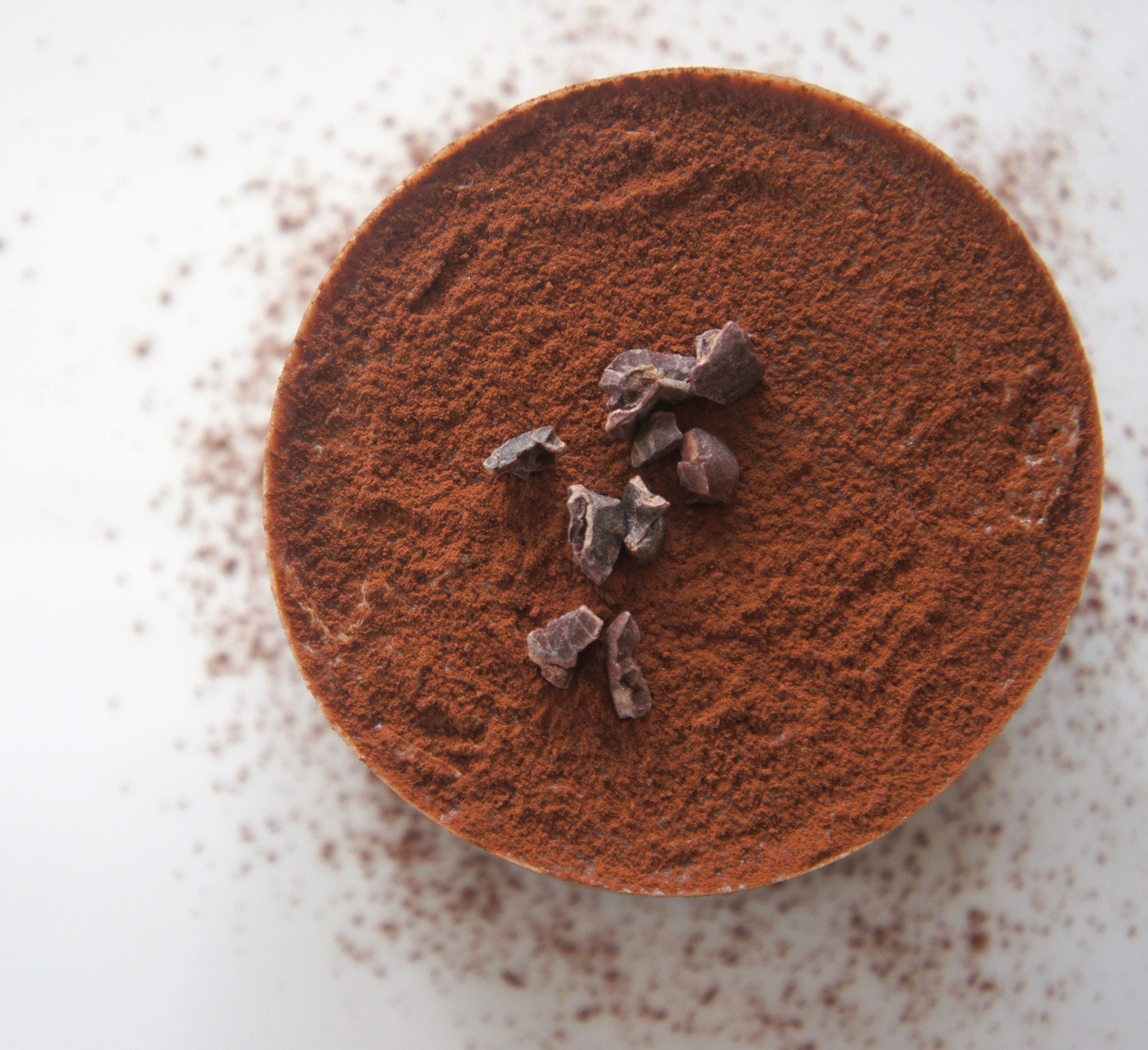 Bild von Kakaopulver und Nibs